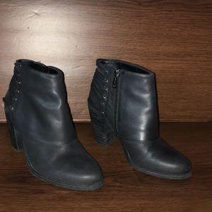 Jessica Simpson booties